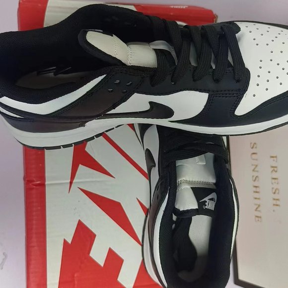 Nike Panda women casual black and white sneakers - Picture 2 of 5